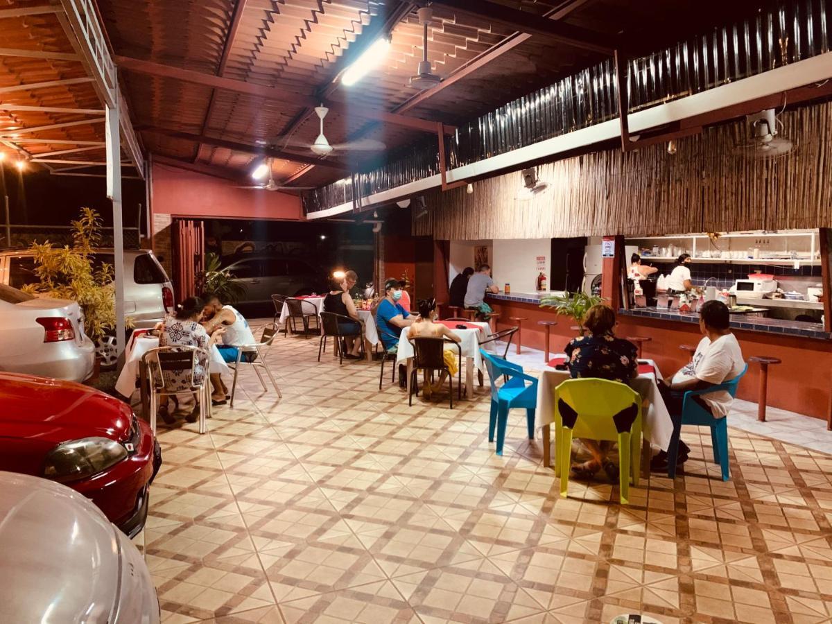 Hotel Cabinas Jacomar מראה חיצוני תמונה